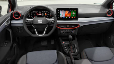 SEAT Ibiza facelift - dash