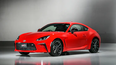 New Toyota GR86 sports car revealed