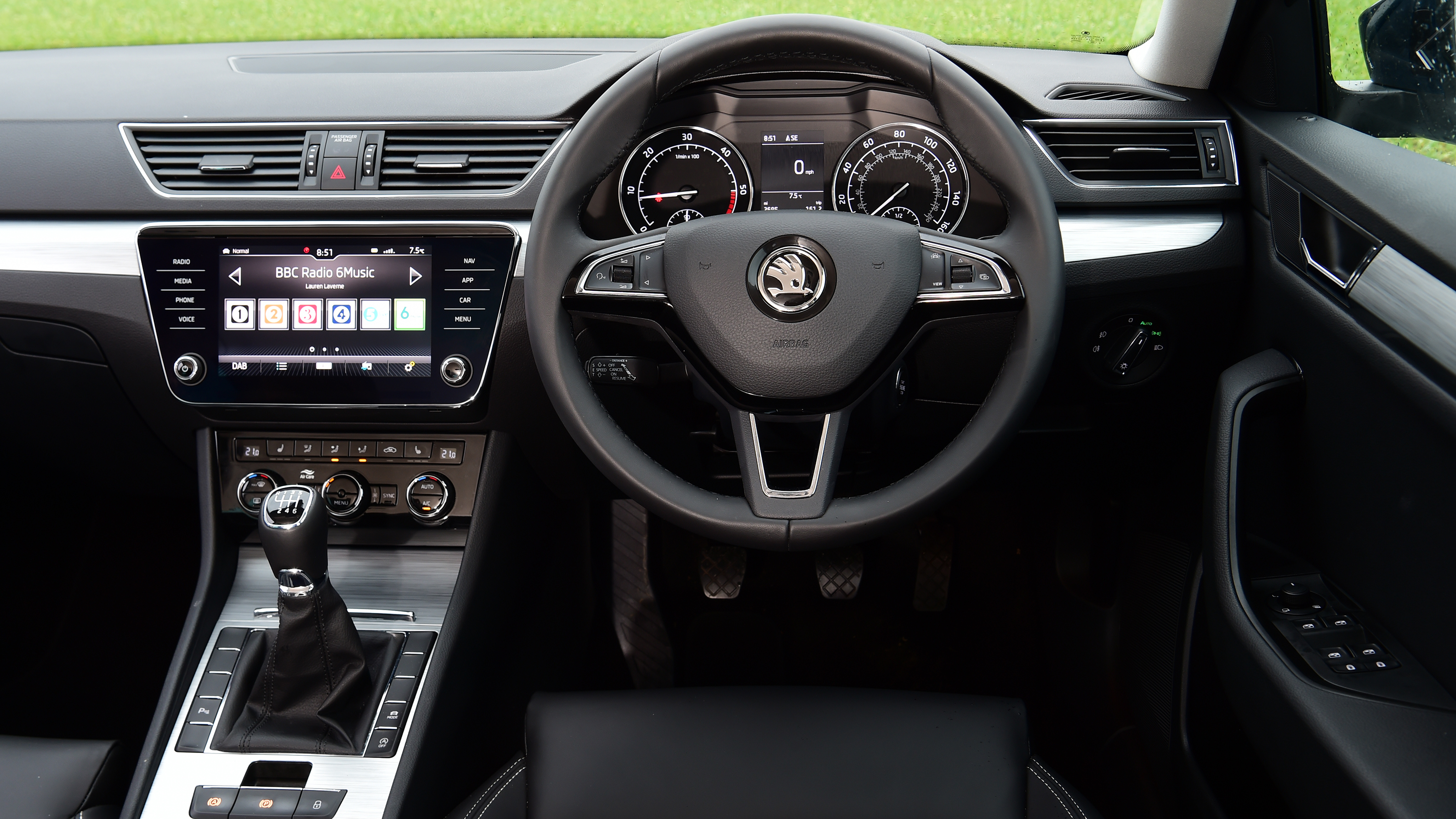 Skoda Superb - interior
