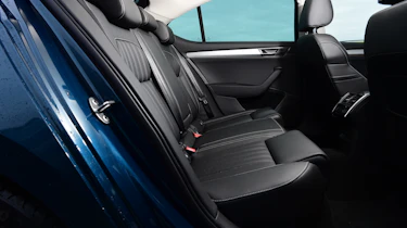 Skoda Superb - rear seat