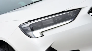 Vauxhall Insignia - headlight