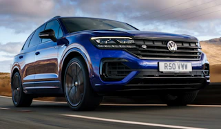 Volkswagen Touareg R - front