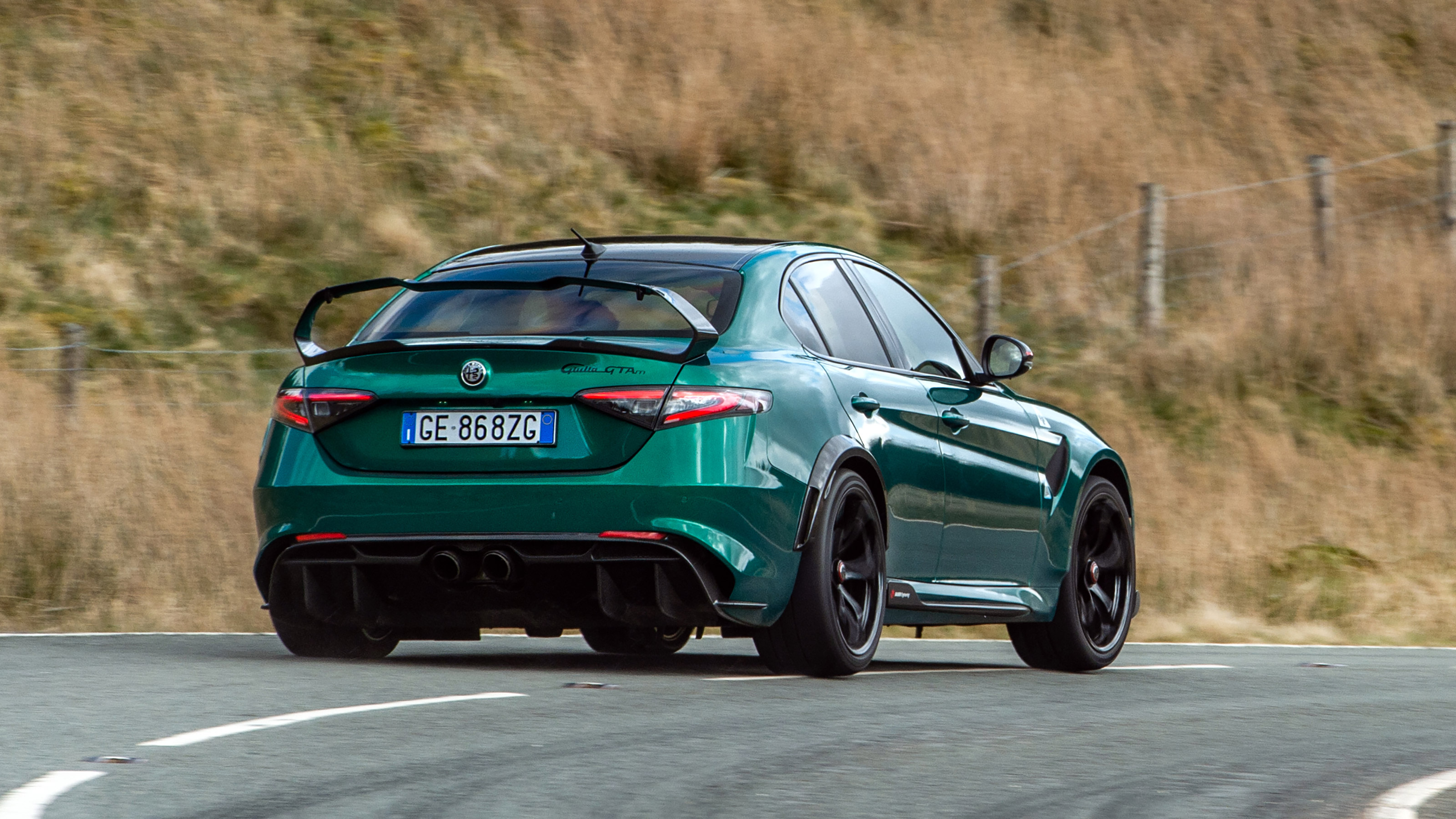 Alfa Romeo Giulia GTAm - rear cornering