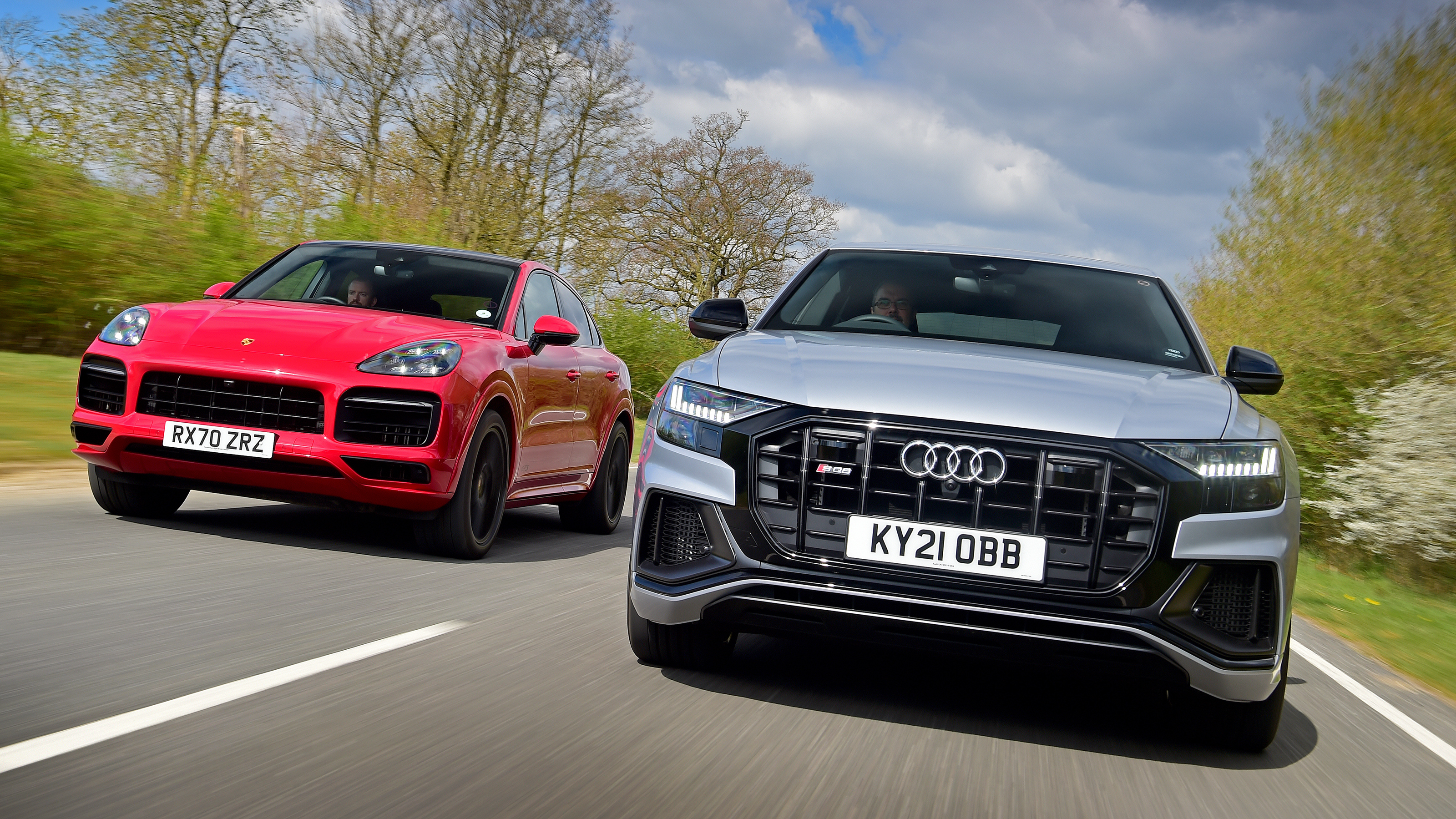 Audi SQ8 vs Porsche Cayenne Coupe GTS