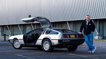 DMC DeLorean - rear doors open