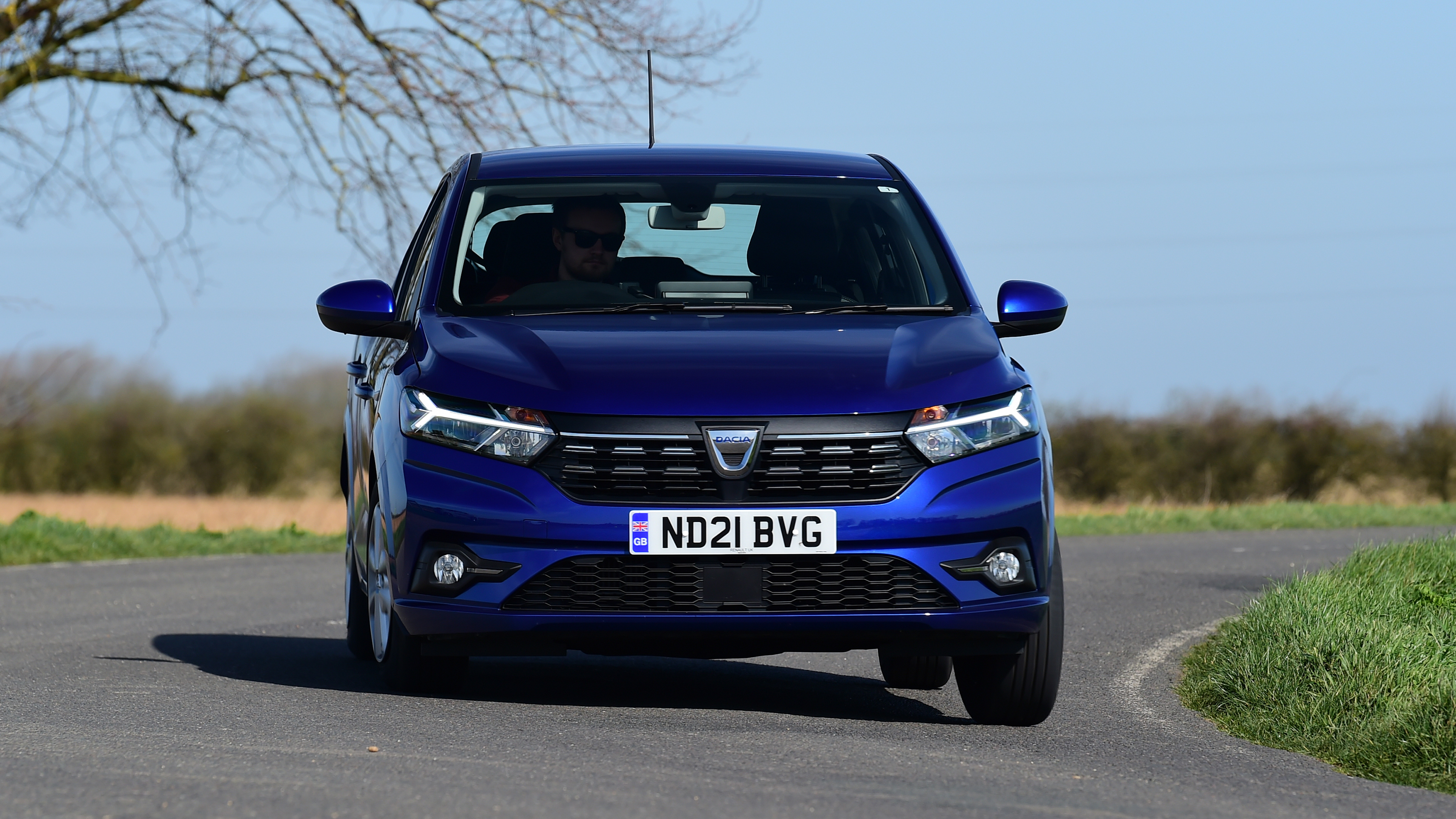Dacia Sandero - front