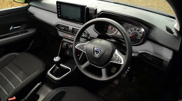 Dacia Sandero - interior