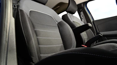 Dacia Sandero - seats