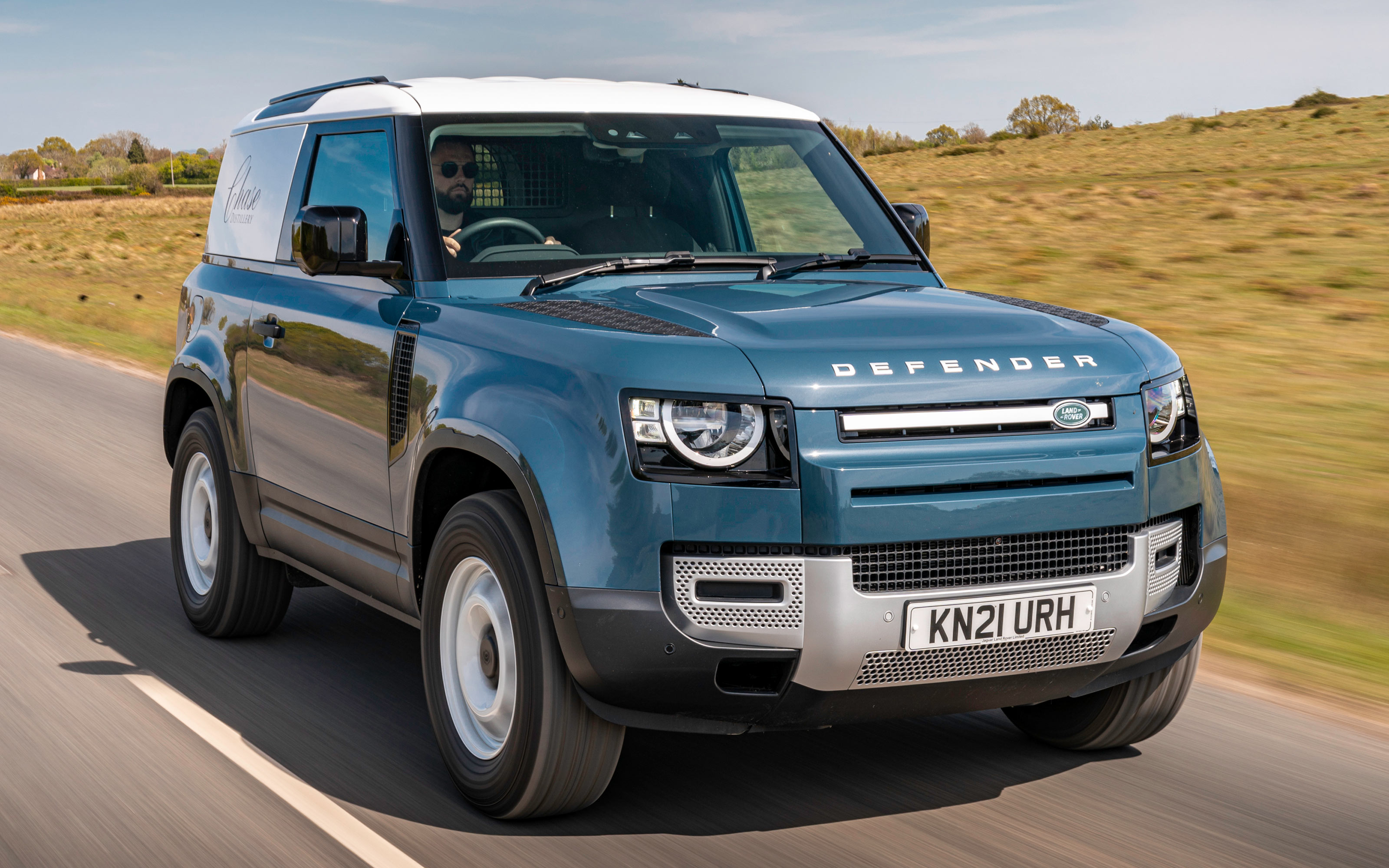 Defender Hard Top - front tracking