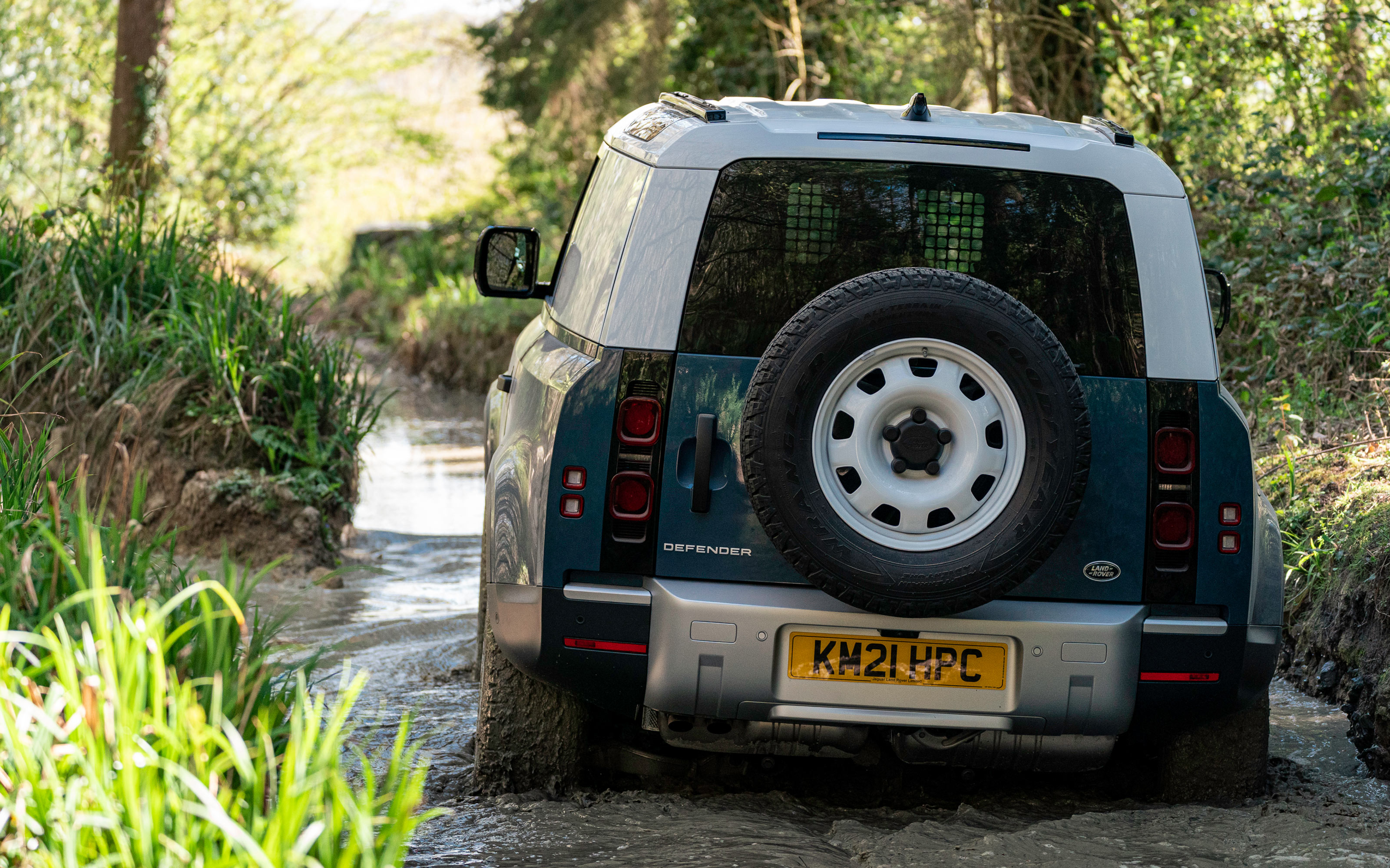 Defender Hard Top - rear off road
