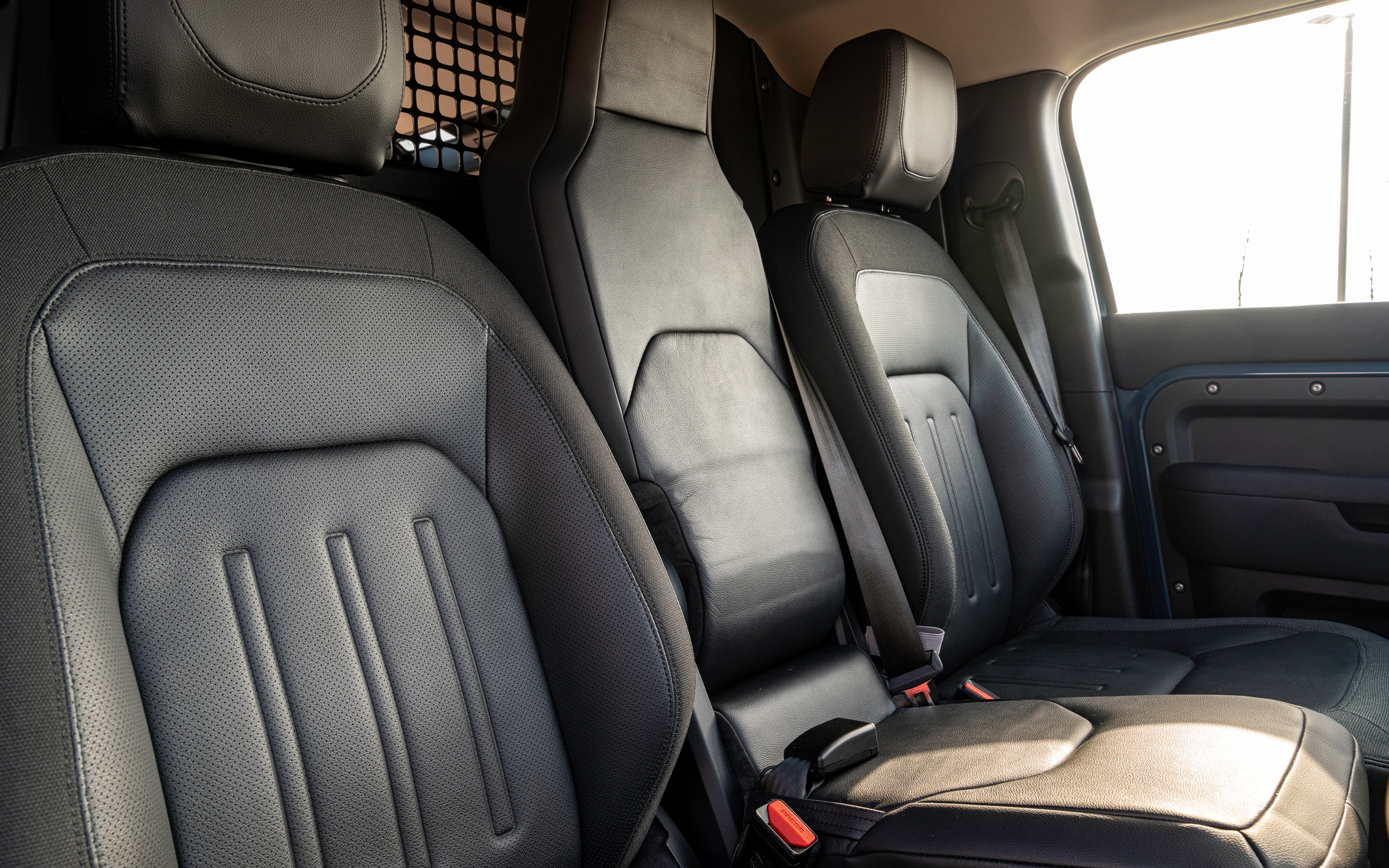 Defender Hard Top - x3 seats