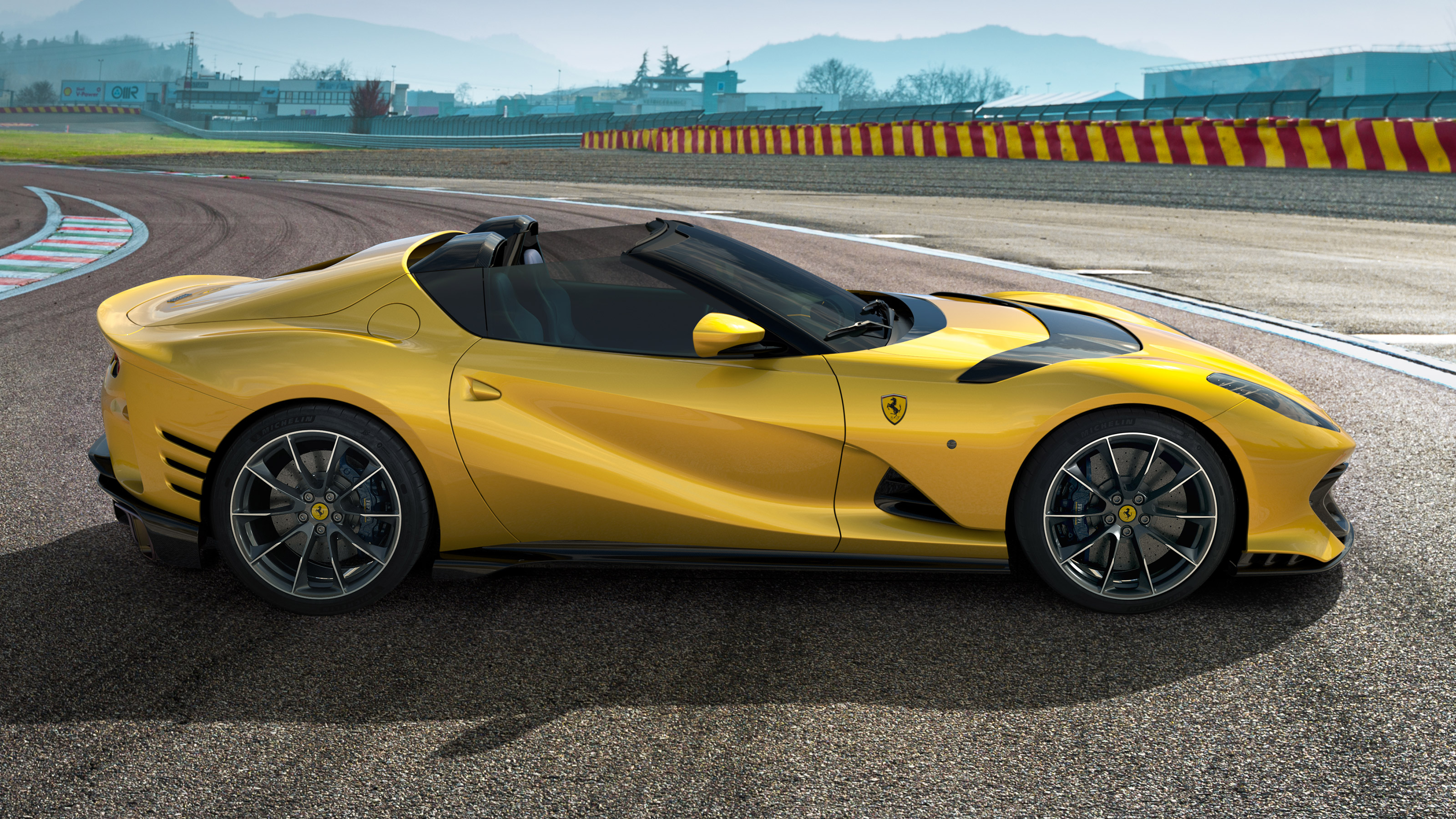 Ferrari 812 Competizione A - side