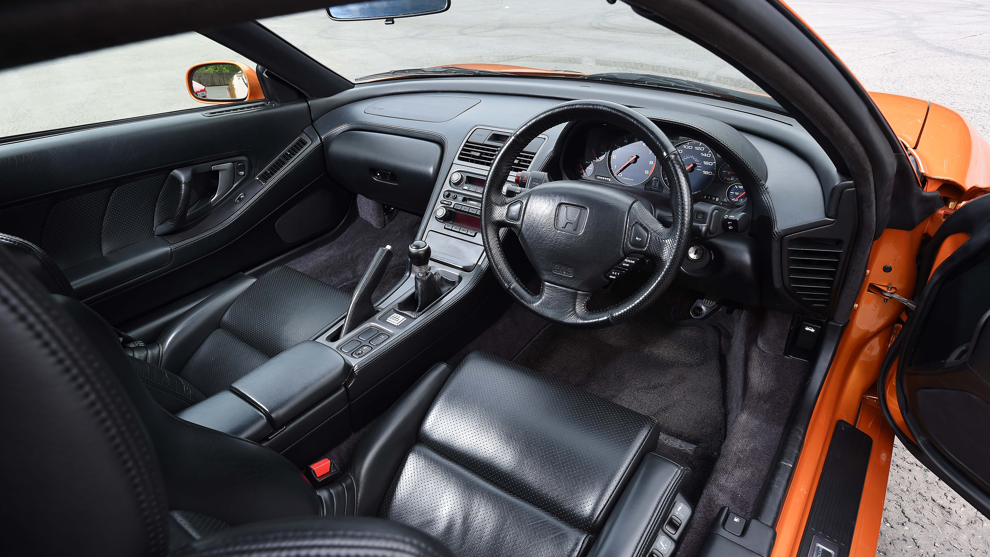Honda NSX NA2 - interior