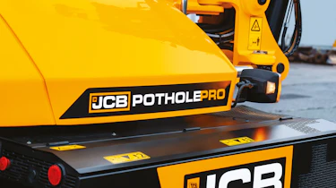 JCB Pothole machine