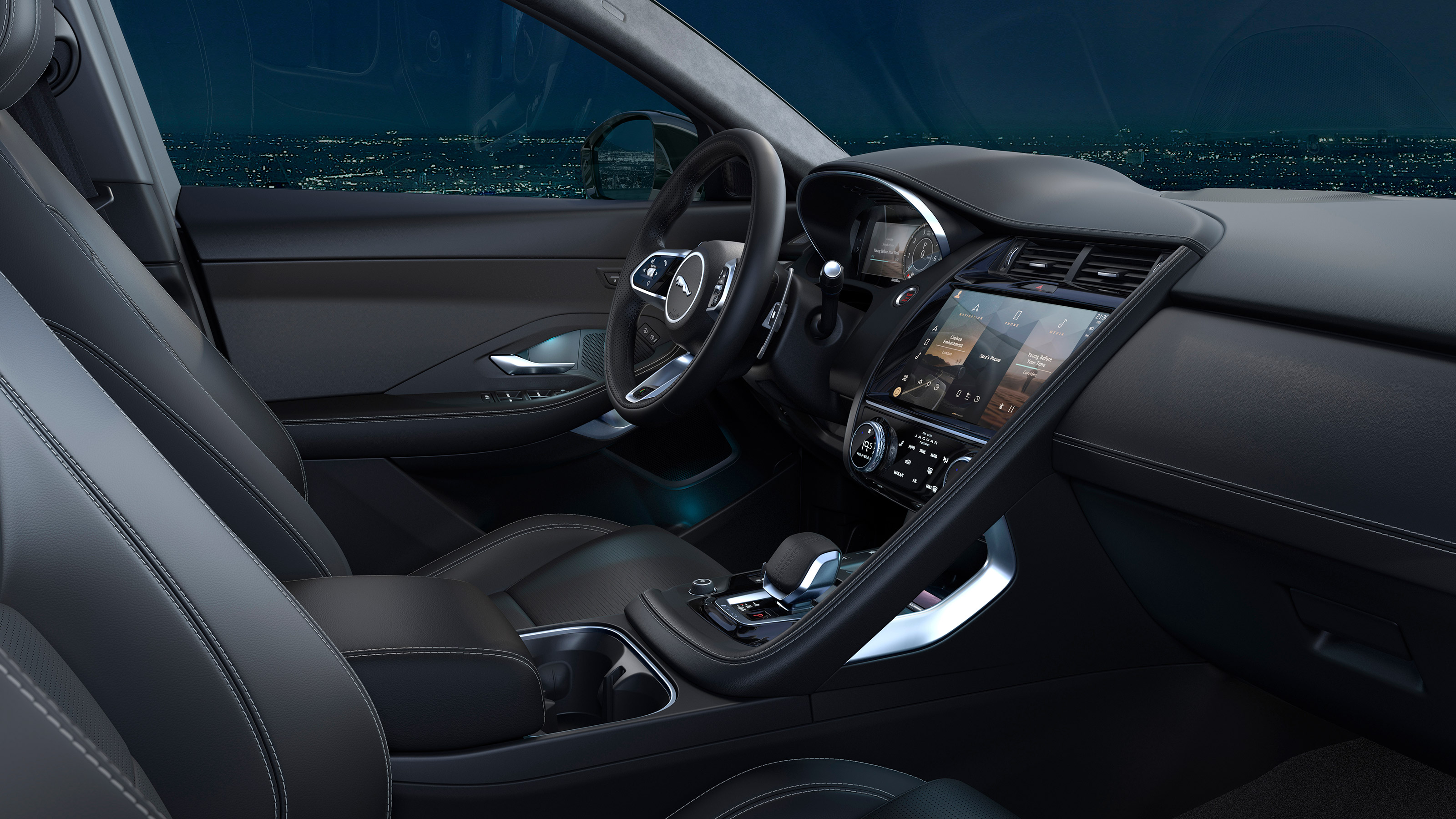 Jaguar E-Pace R-Dynamic Black - interior