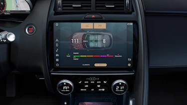 Jaguar E-Pace R-Dynamic Black - screen
