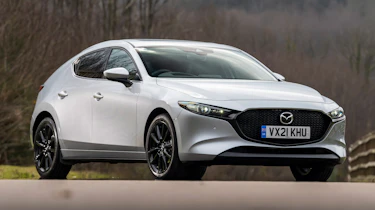 Mazda 3 e-SkyActiv X - front static