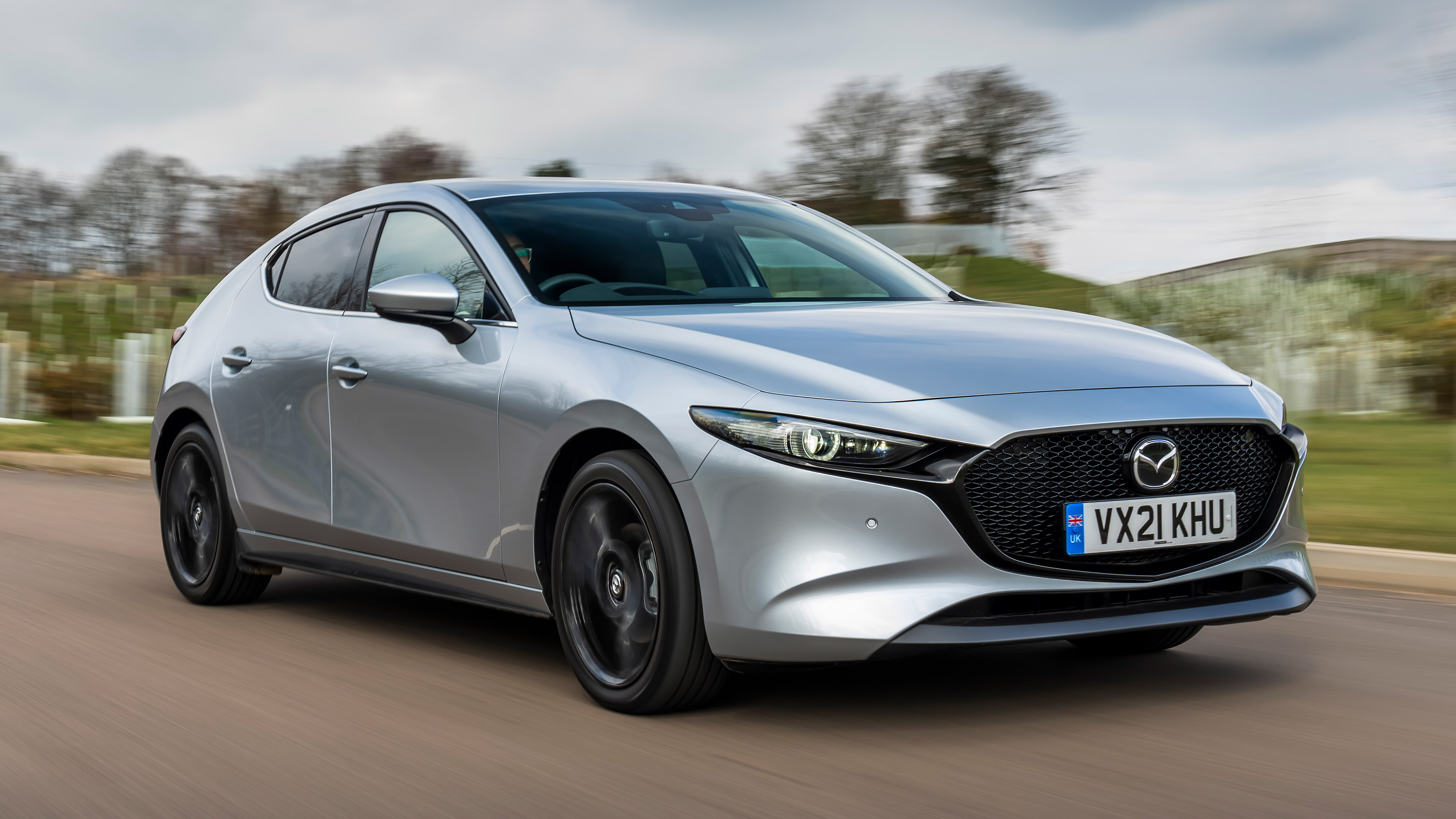 Mazda 3 e-SkyActiv X - front