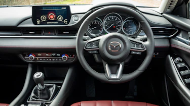 Mazda 6 Kuro Edition - dash