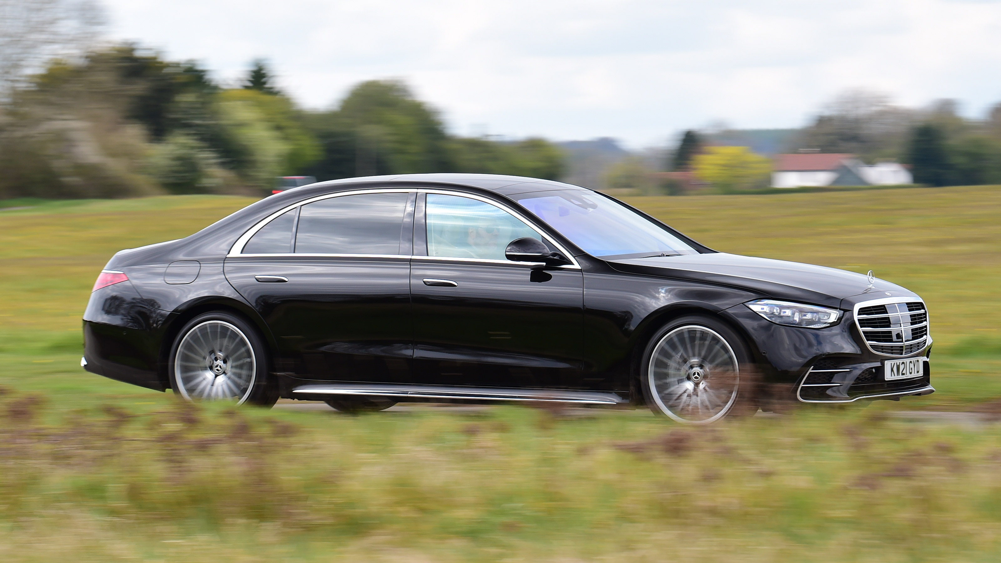 Mercedes S-Class - side