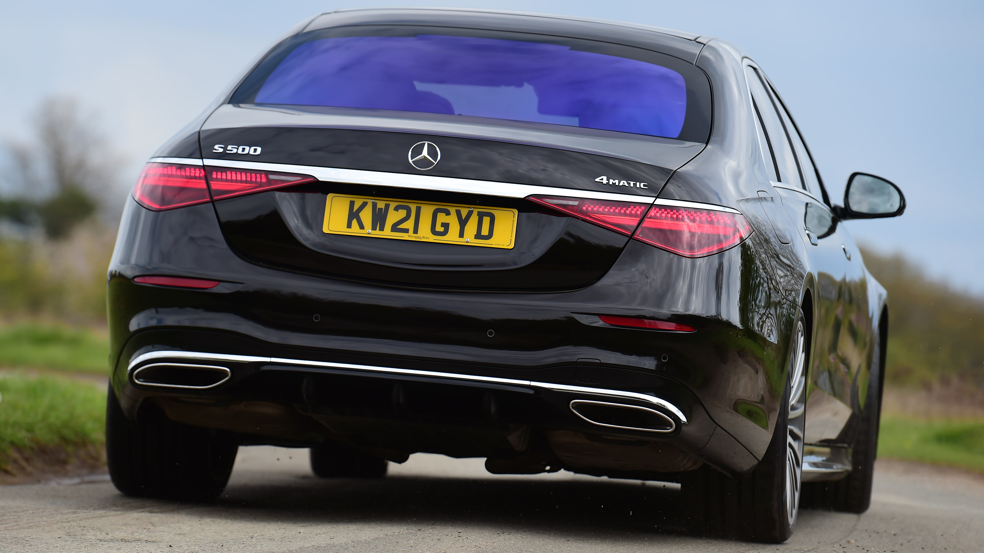 Mercedes S-Class - rear cornering