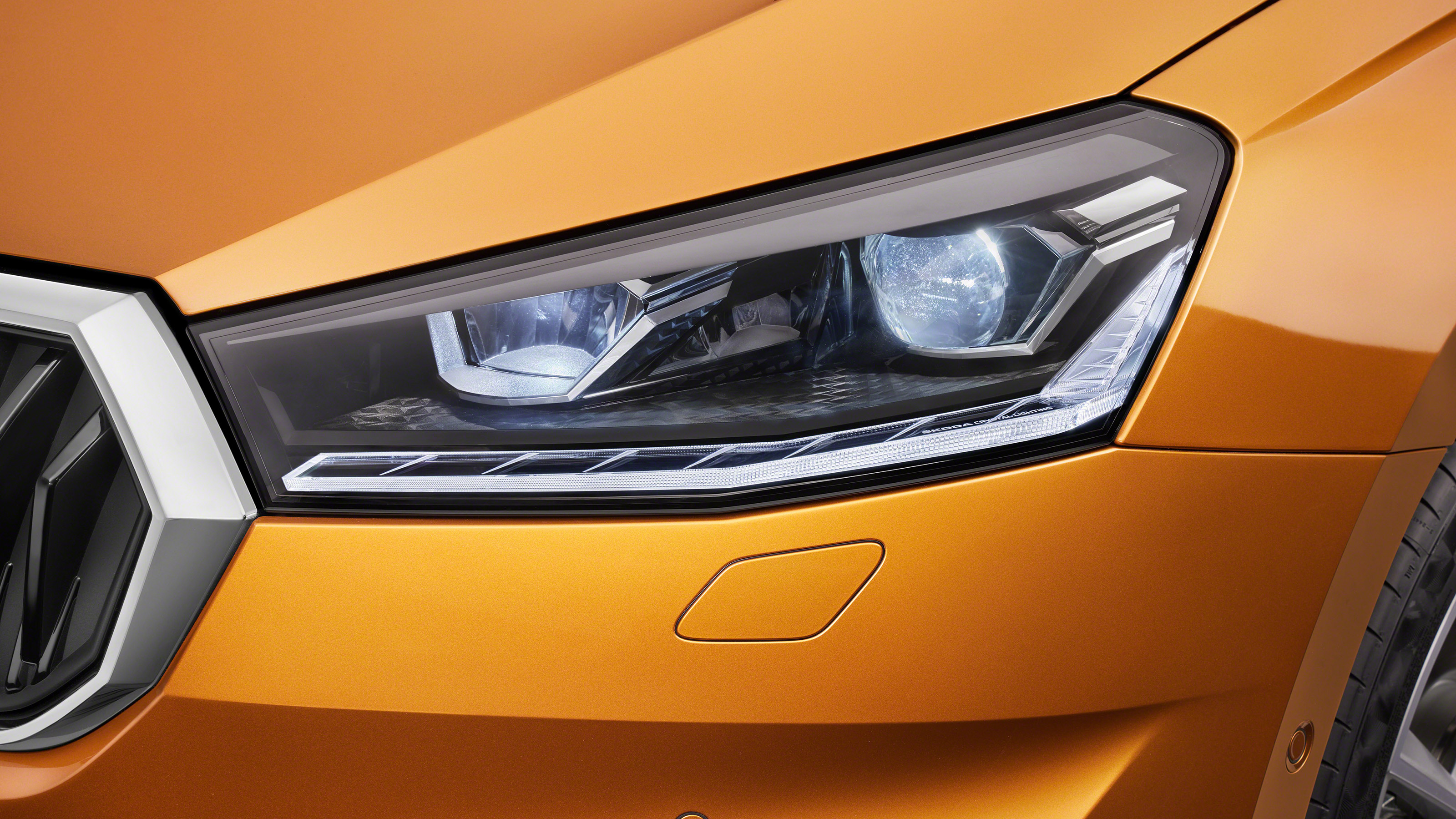 Skoda Fabia - front light