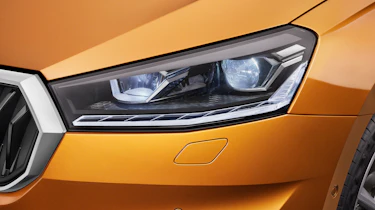 Skoda Fabia - front light