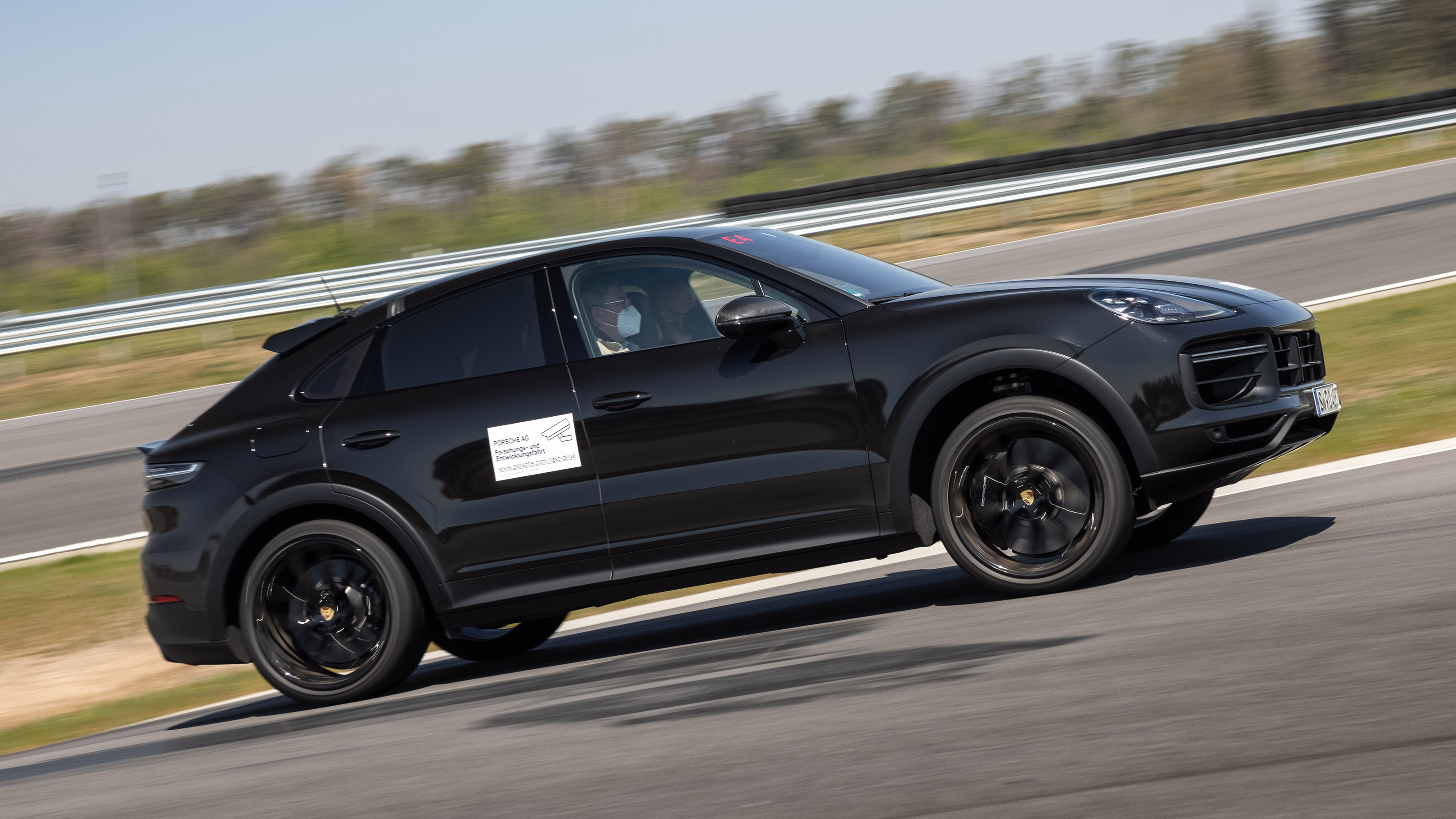 Porsche Cayenne Coupe prototype - side