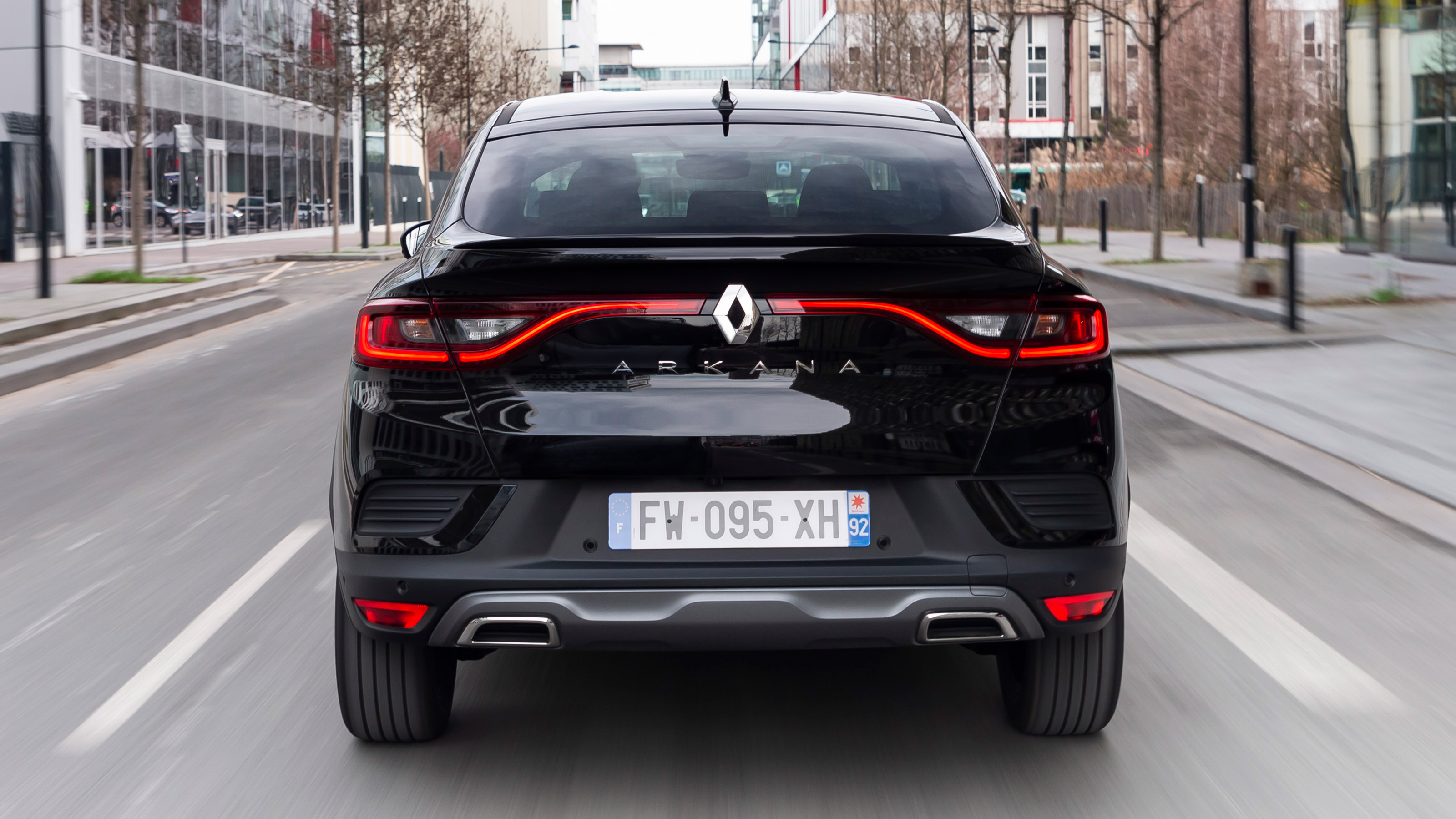 Renault Arkana - full rear action