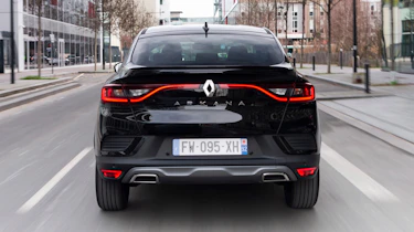 Renault Arkana - full rear action