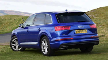 Used Audi Q7 - rear