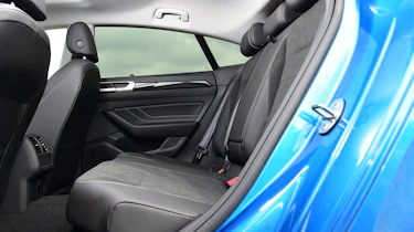 Volkswagen Arteon eHybrid - seats