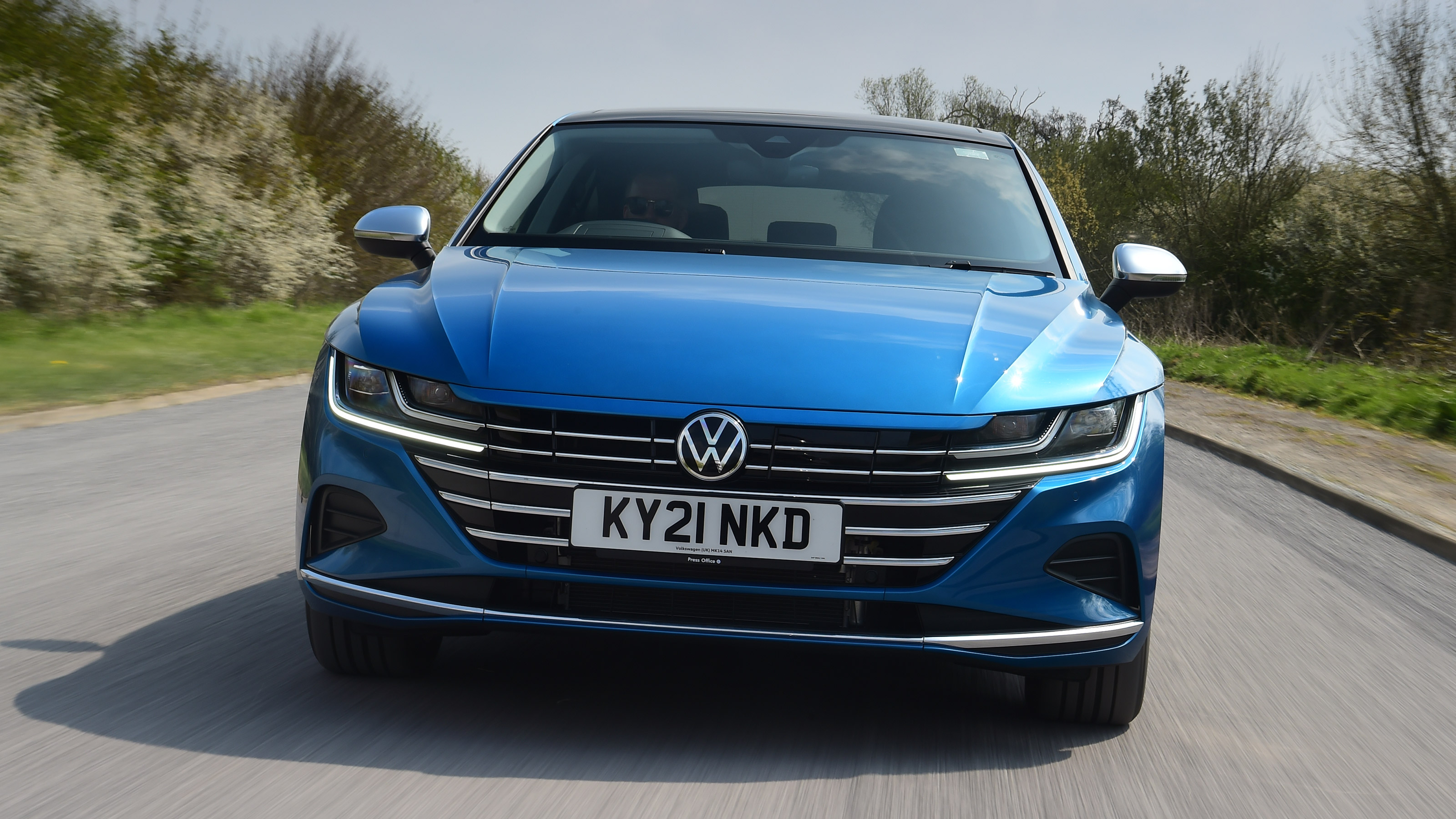Volkswagen Arteon eHybrid - full front