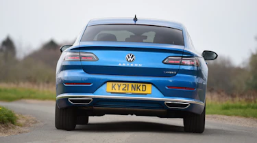 Volkswagen Arteon eHybrid - rear cornering
