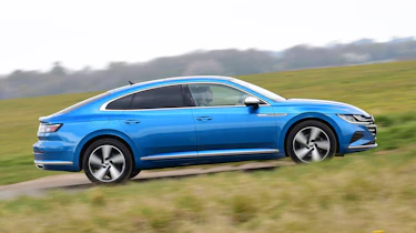 Volkswagen Arteon eHybrid - side