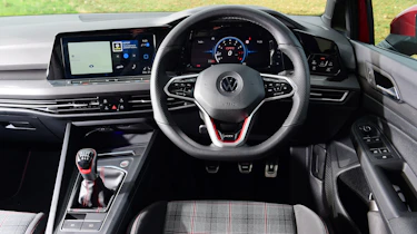 Volkswagen Golf GTI manual - dash
