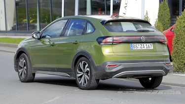 Volkswagen Taigo - side