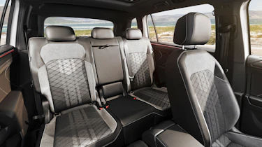 Volkswagen Tiguan Allspace - seats