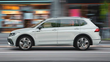 Volkswagen Tiguan Allspace - side