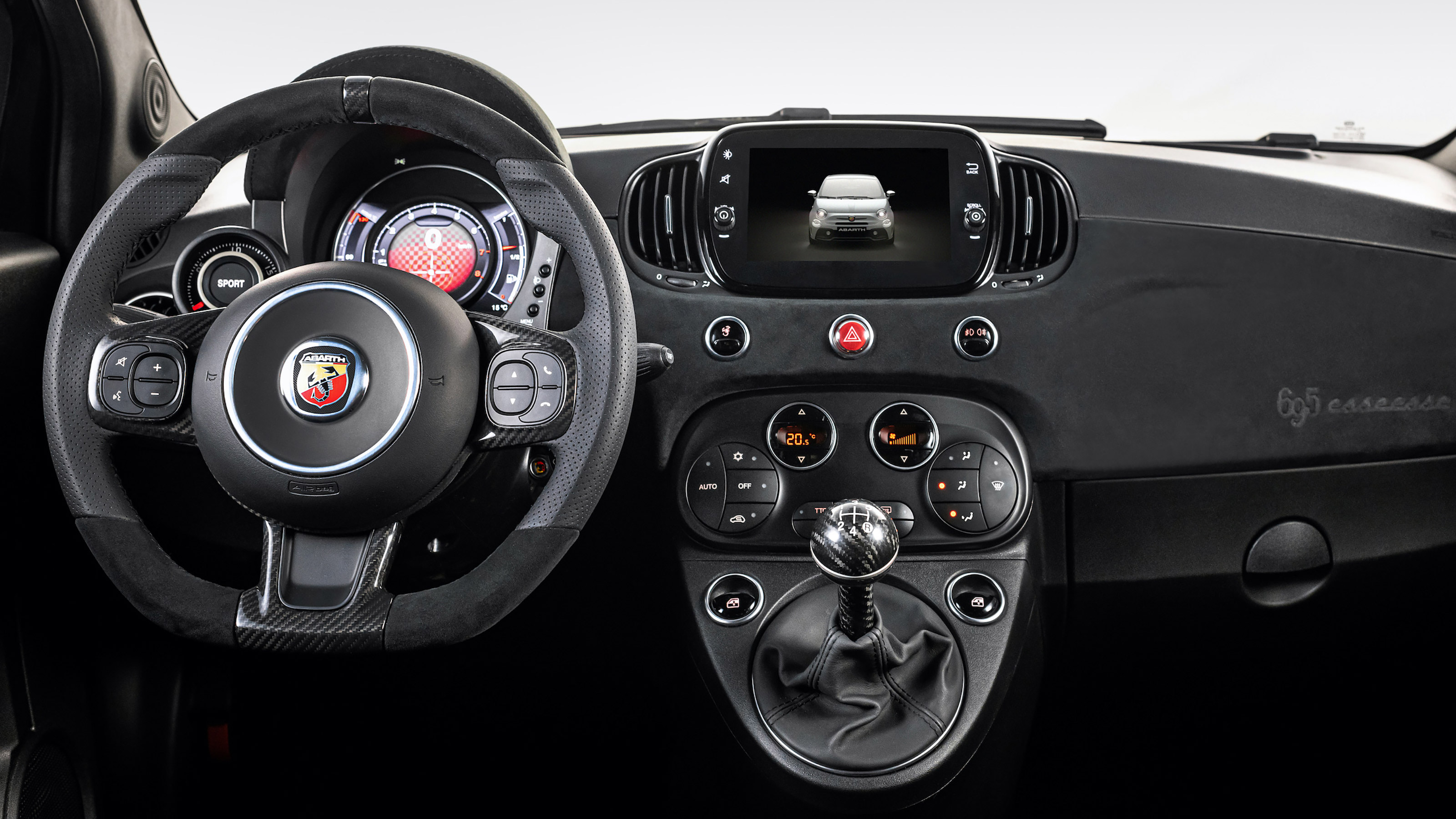 Abarth 695 Esseesse - dash