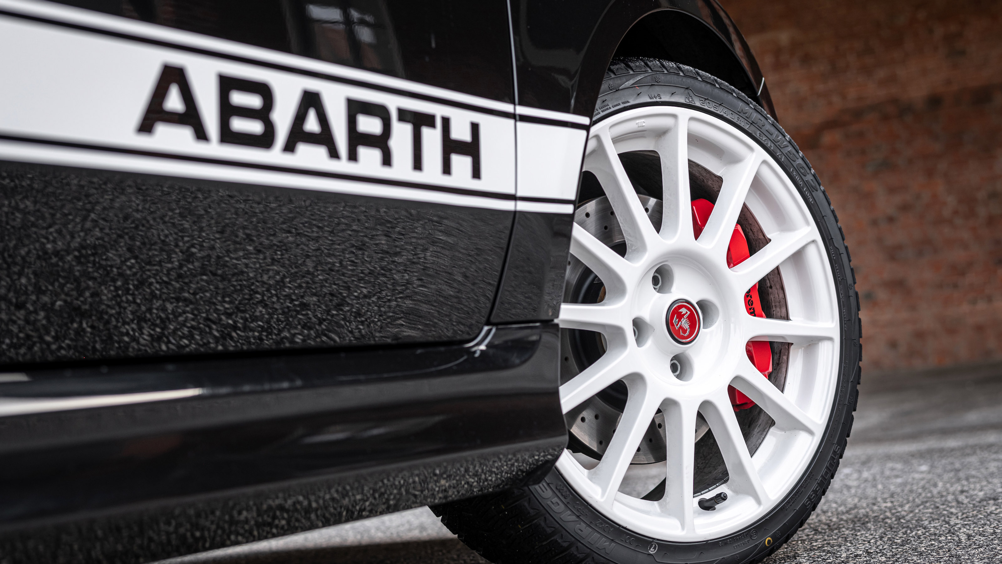 Abarth 695 Esseesse - wheel