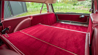 Aston Martin DB5 - Radford shooting brake