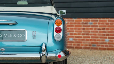 Aston Martin DB5 - convertible rear