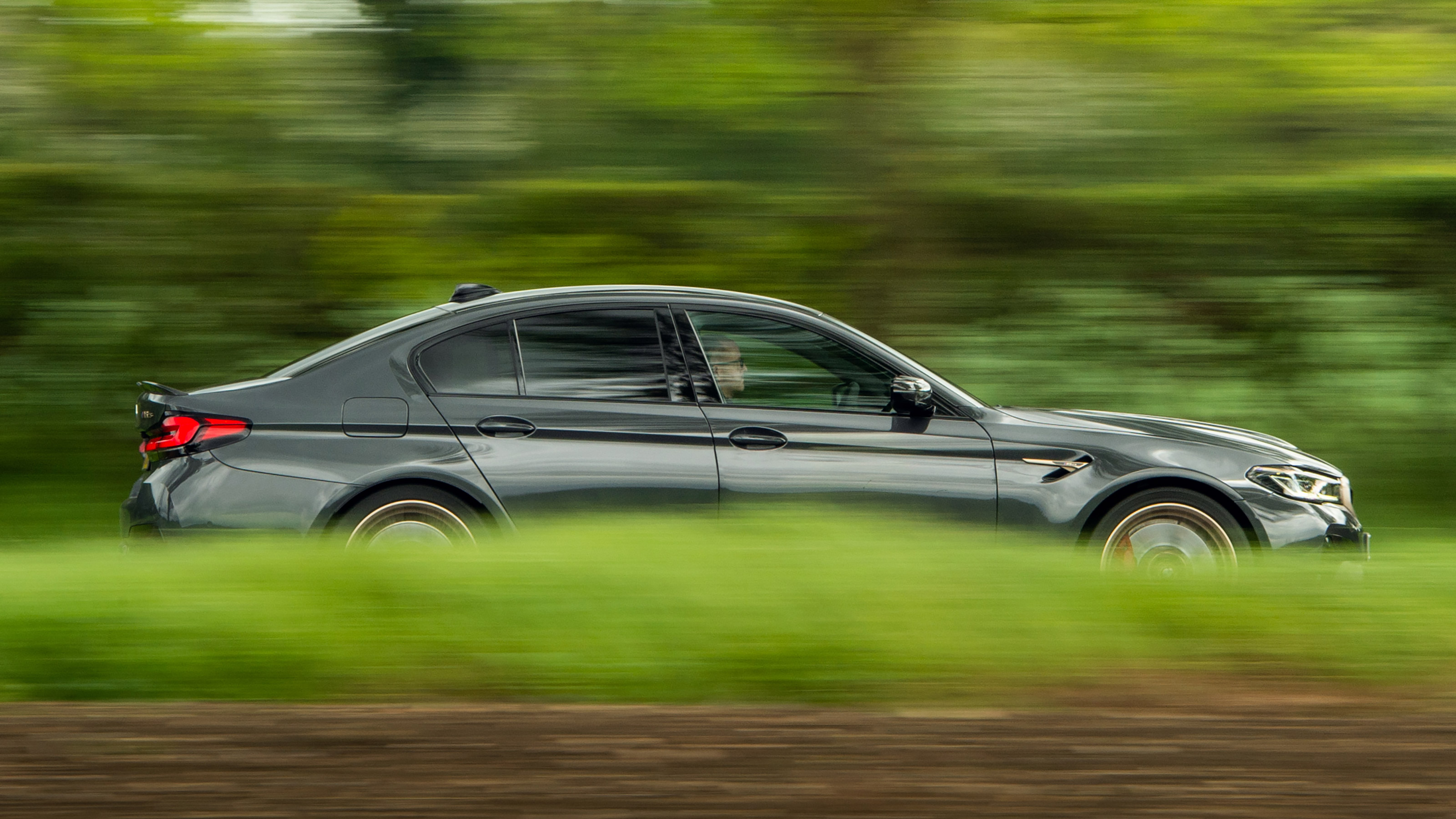 BMW M5 CS - side