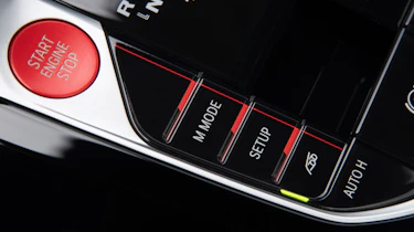 BMW X4 M - interior detail