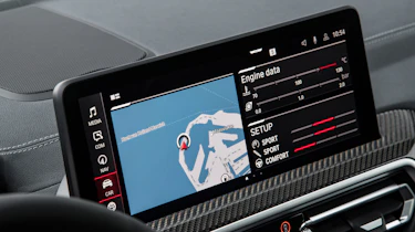 BMW X4 M - sat-nav