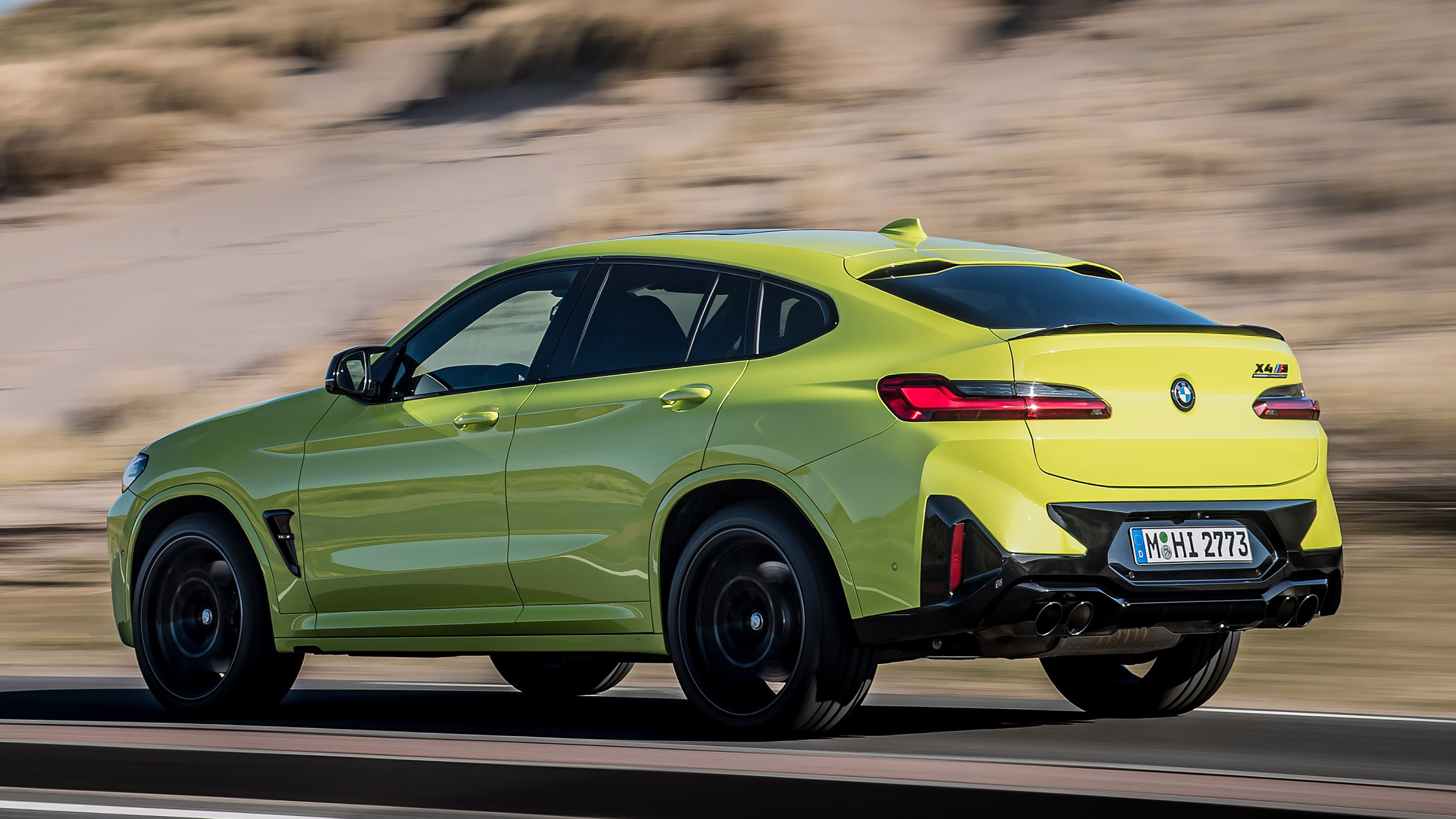 BMW X4 M - rear