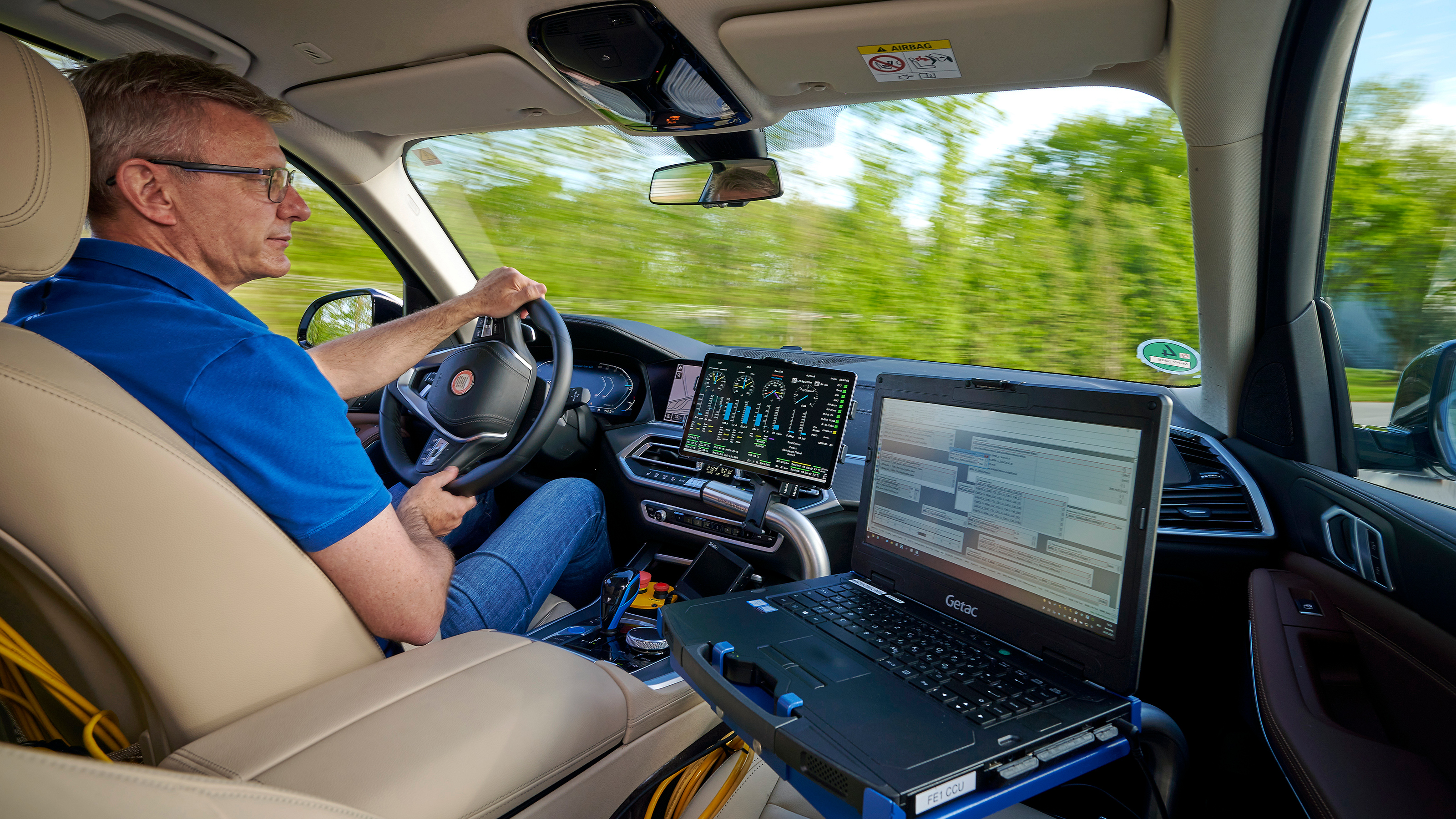 BMW i Hydrogen - driving