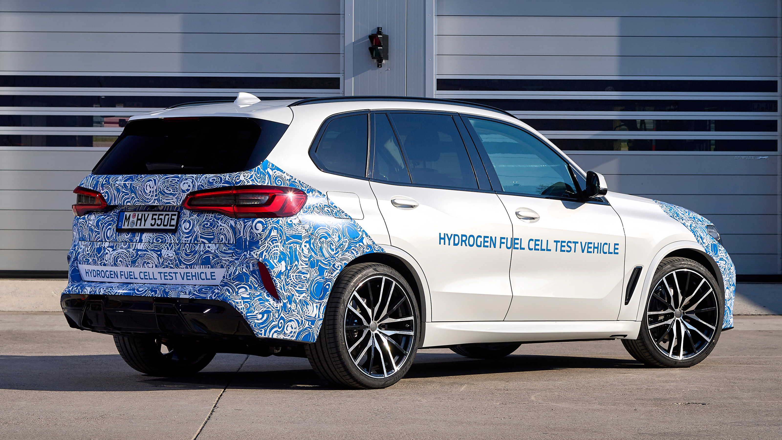 BMW i Hydrogen - rear