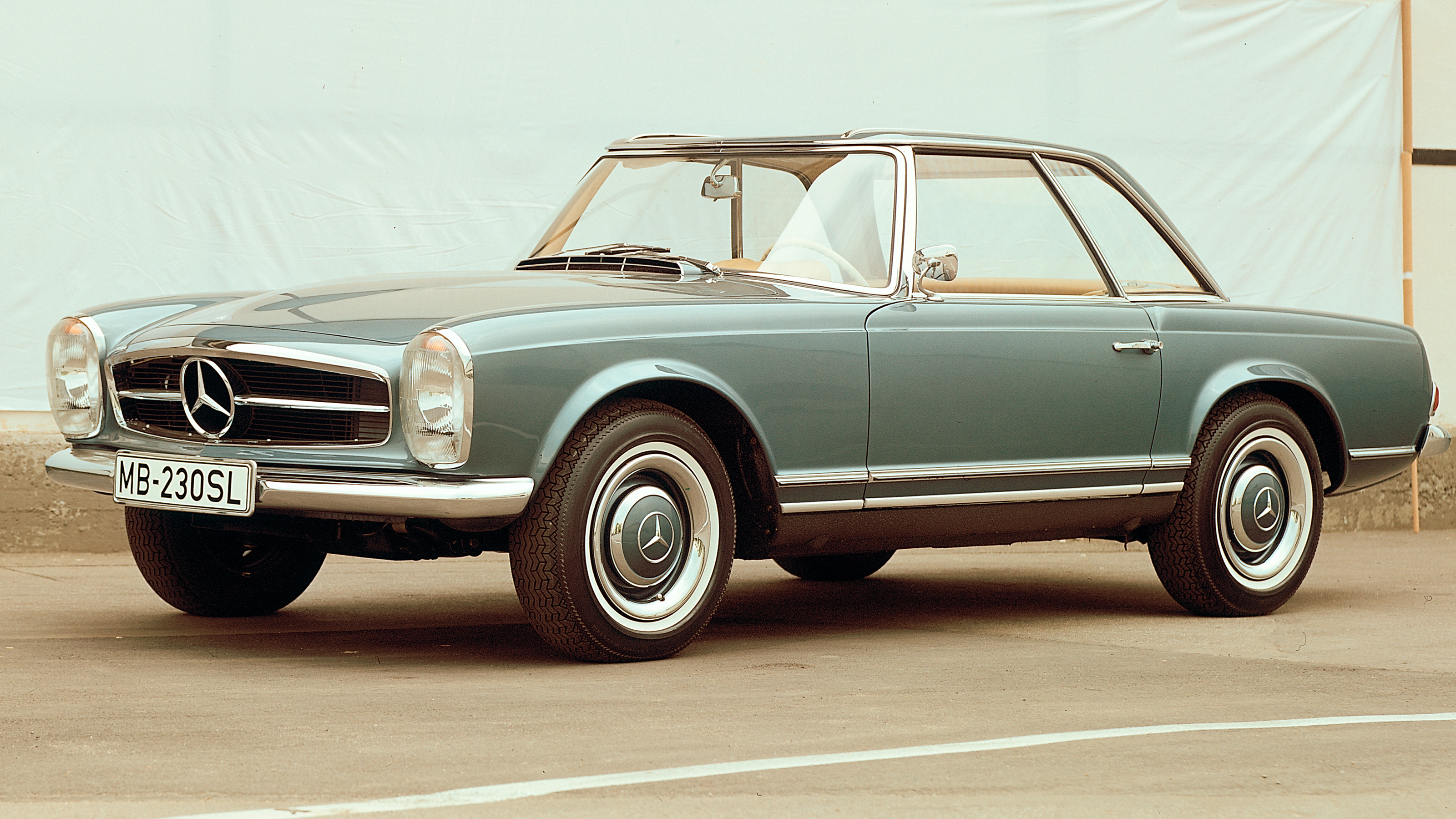 Mercedes SL - side profile